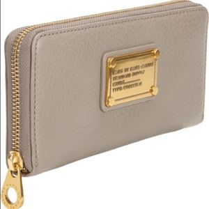 Marc Jacobs wallet