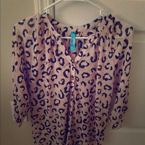 Pink cheetah print top