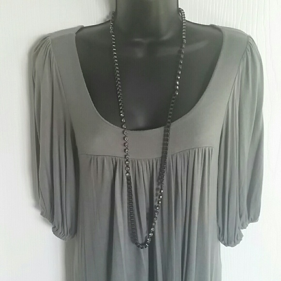 SOLD Large crew neck short dress ♡♡♡♡ - Picture 3 of 4