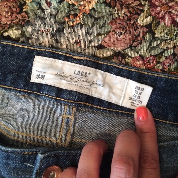 Like new H&M shorts - Picture 2 of 4