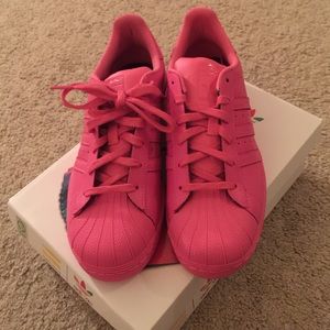 Brand new Adidas supercolor