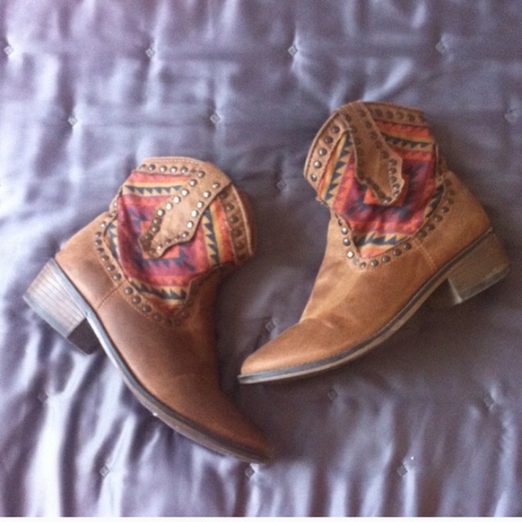 Tribal boots
