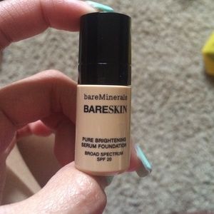 Bare minerals (Bareskin foundation)