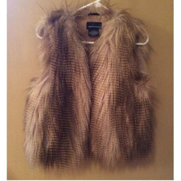 Fur vest!