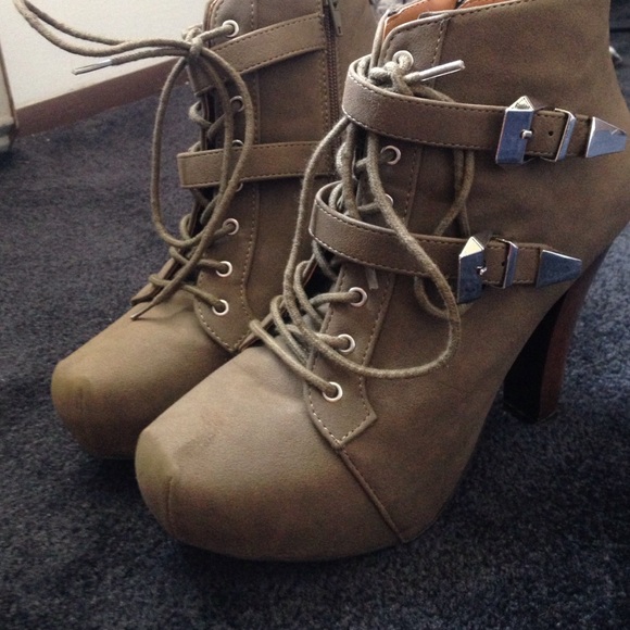 Boots - Picture 2 of 2