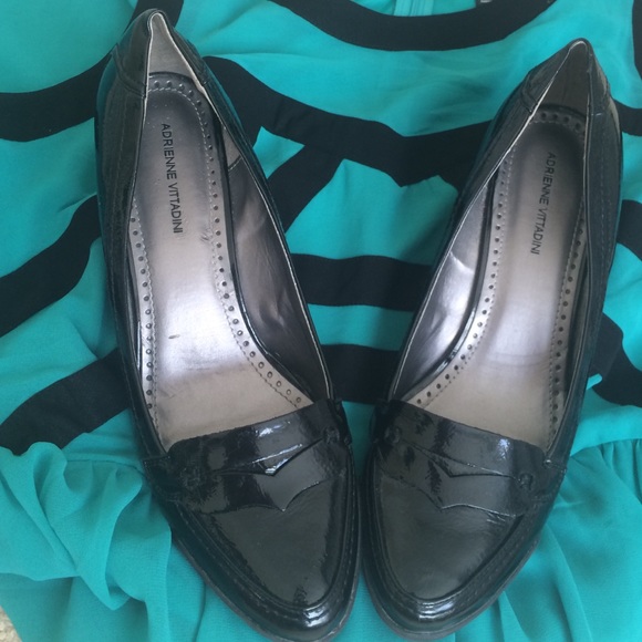 🚫SOLD🚫Black patent leather wedges