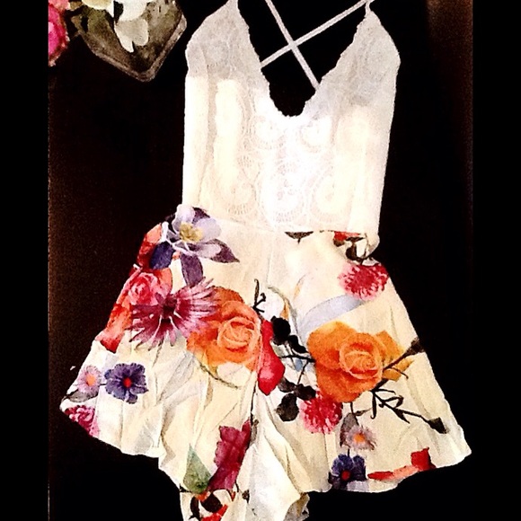 Rachelle Floral & Lace Romper