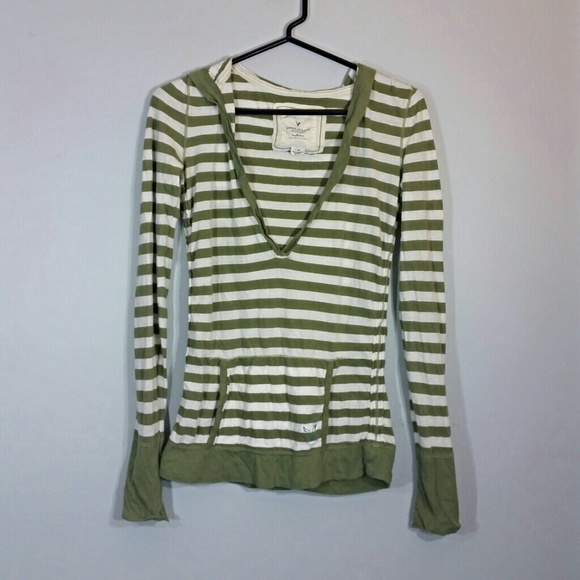 American Eagle Top - Picture 4 of 4