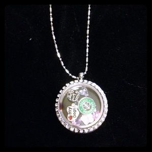 Origami Owl dupe w\ 💥huge pack of Charms💥