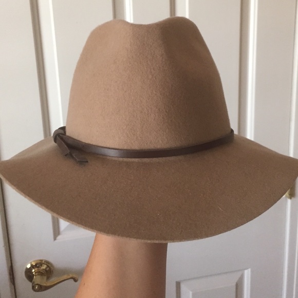 Wide brim fedora