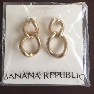 Banana Republic Gold Link Earrings