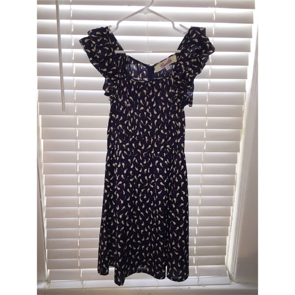 Dress - Picture 1 of 1