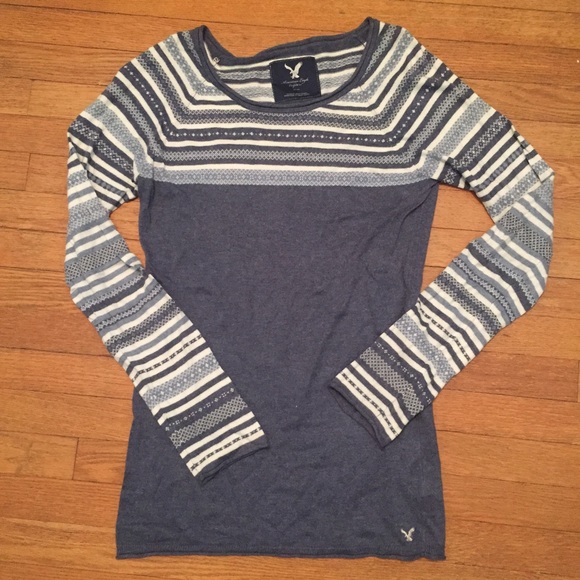 ‼️SOLD‼️AE sweater
