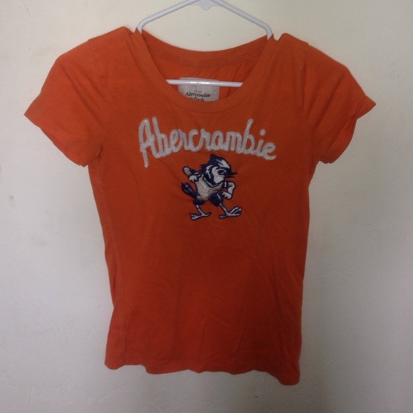 Abercrombie top 😍