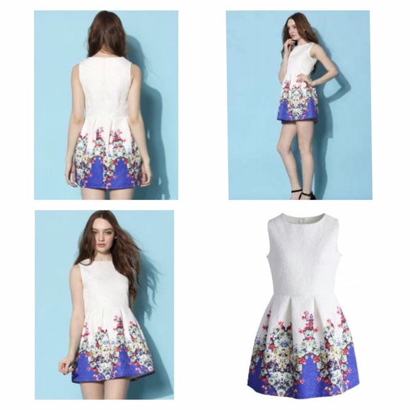 Gorgeous dress in white floral 💝👸 - Picture 4 of 4