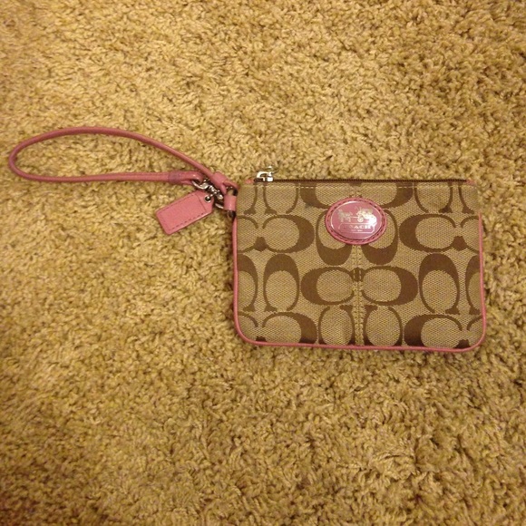 Coach Clutches & Wallets - Authentic Coach Wristlet