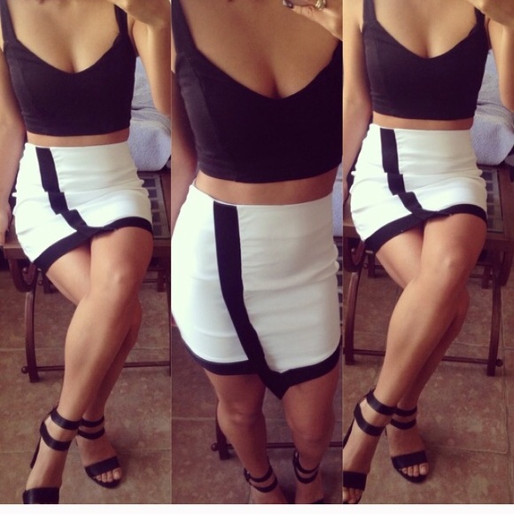 Black & white skirt!