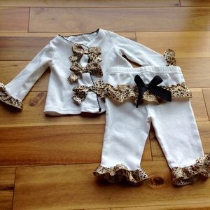 Infant girl outfit size 3 months