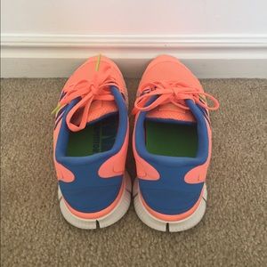 Nike Shoes - Nike Free 5.0+ WOMEN's, sz 9 Nike Shoes - Nike Free 5.0+ WOMEN's, sz 9