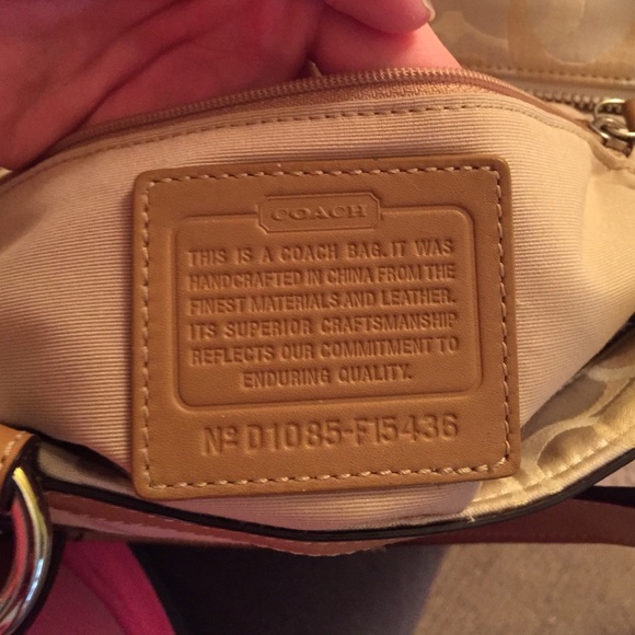 💯 authentic coach purse - Picture 2 of 4