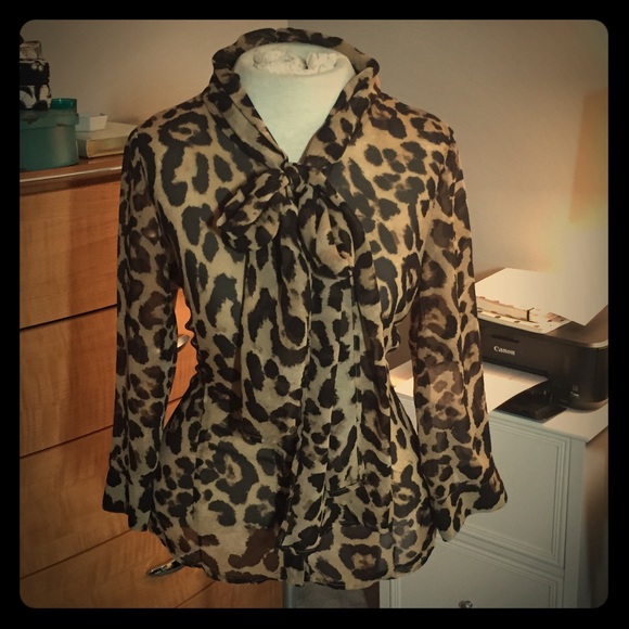 Leopard Chiffon Button Up Blouse Size Small