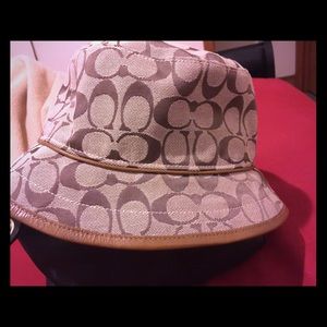 Coach hat