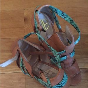 house of harlow heeled sandals