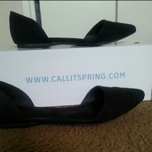 Call it spring black flats