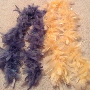 Set of Two Feather Boas