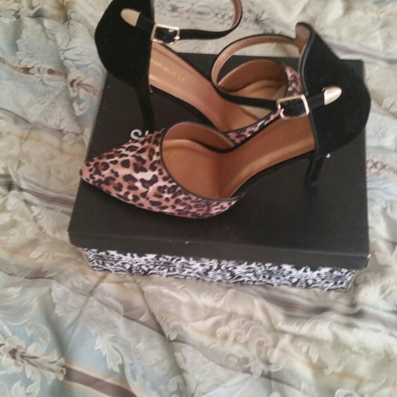 Shoe