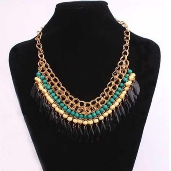 New boho Beautiful green/black vintage necklace - Picture 2 of 3