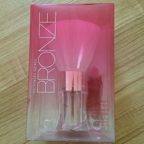 Victoria Secret Bronzing Brush