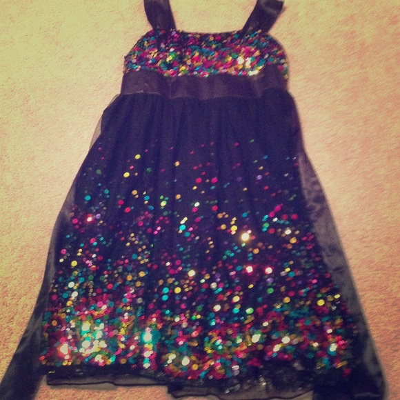NWOT Beautiful Child's Sequined Fancy Dress