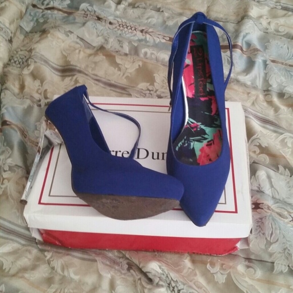 Shoe - Picture 2 of 2