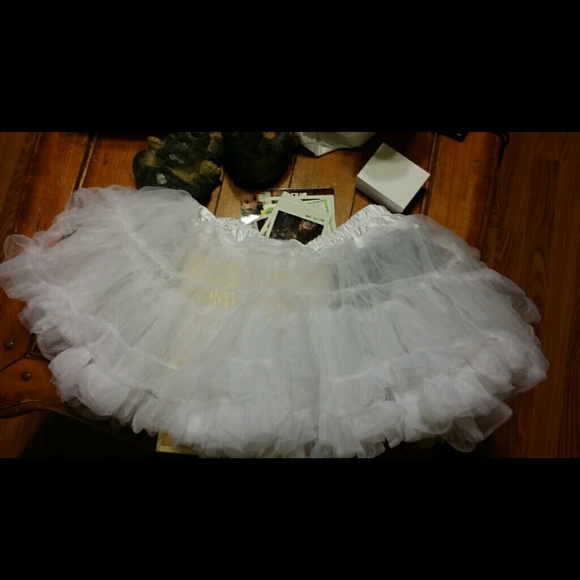White 20" Petticoat