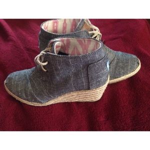 TOMS  Desert Wedge