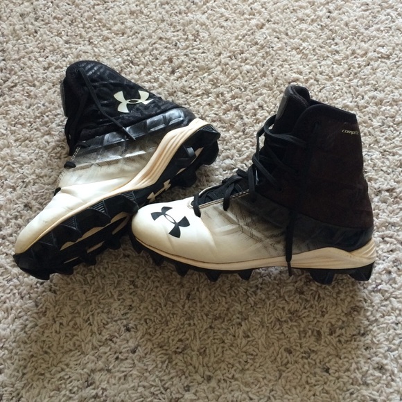 UnderArmour Youth Football Cleats