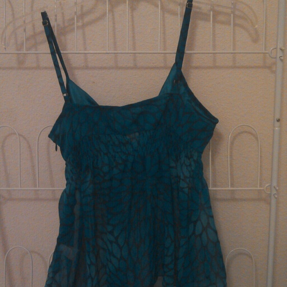 Top - Picture 2 of 2