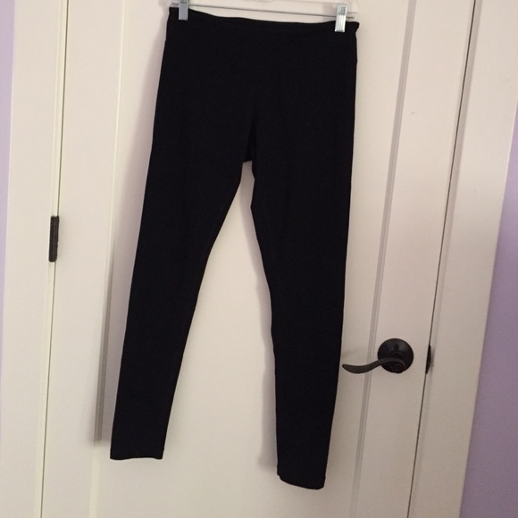 yoga pants