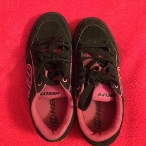 Black and pink heelys