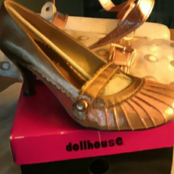 Shoes and purse Both for $10, Both are Brand New - Picture 2 of 4