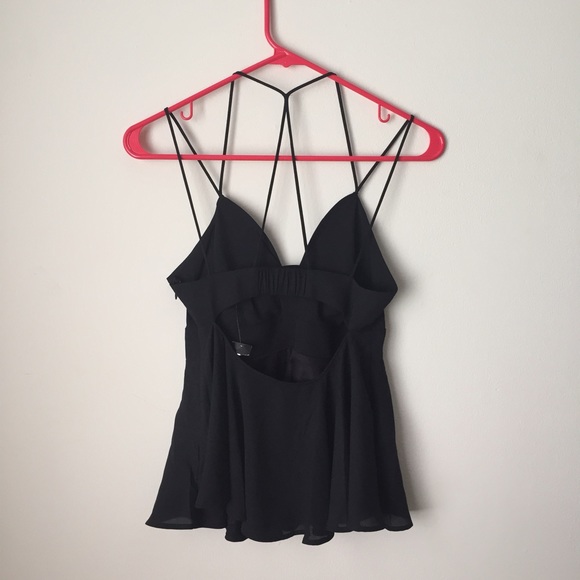 ❗️SOLD❗️Gorgeous EXPRESS Top! - Picture 2 of 4
