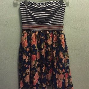 Strapless floral Dress