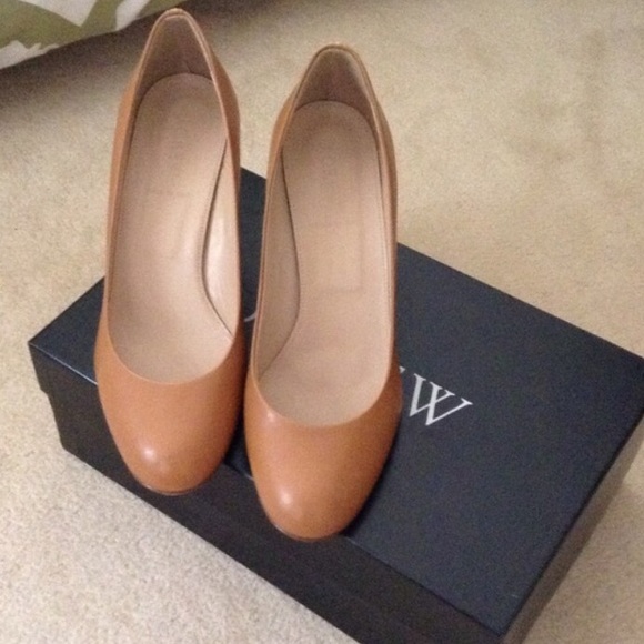 J. Crew Tan Heels size 8 Miri Midheel Pumps--Adobe