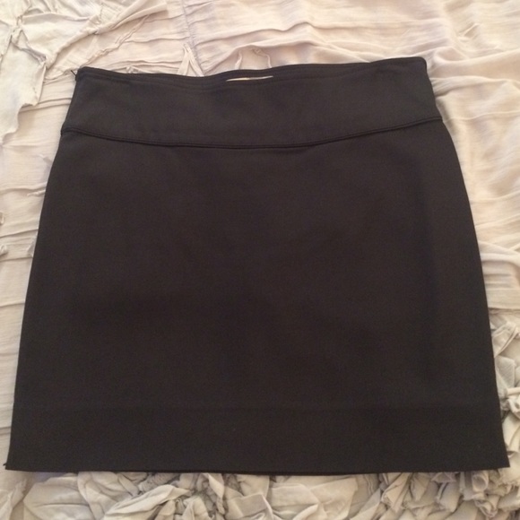 Sophisticated Elizabeth and James skirt