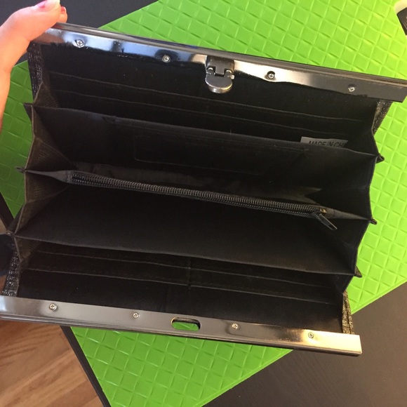 Wallet - Picture 2 of 2