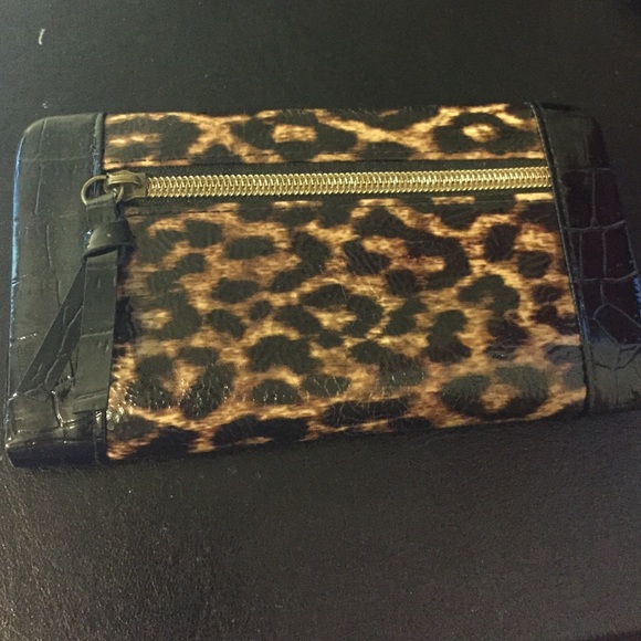 Leopard wallet