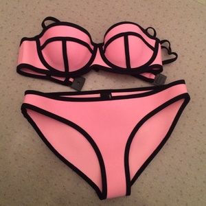 Authentic triangl milly bikini pink