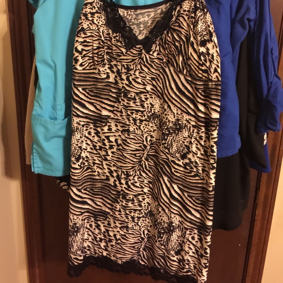 Leopard  nighty