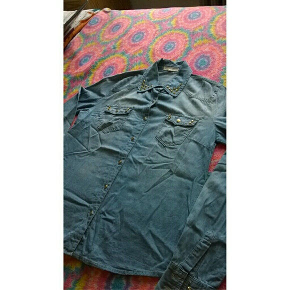Blue Chambray Studded Shirt - Picture 3 of 3